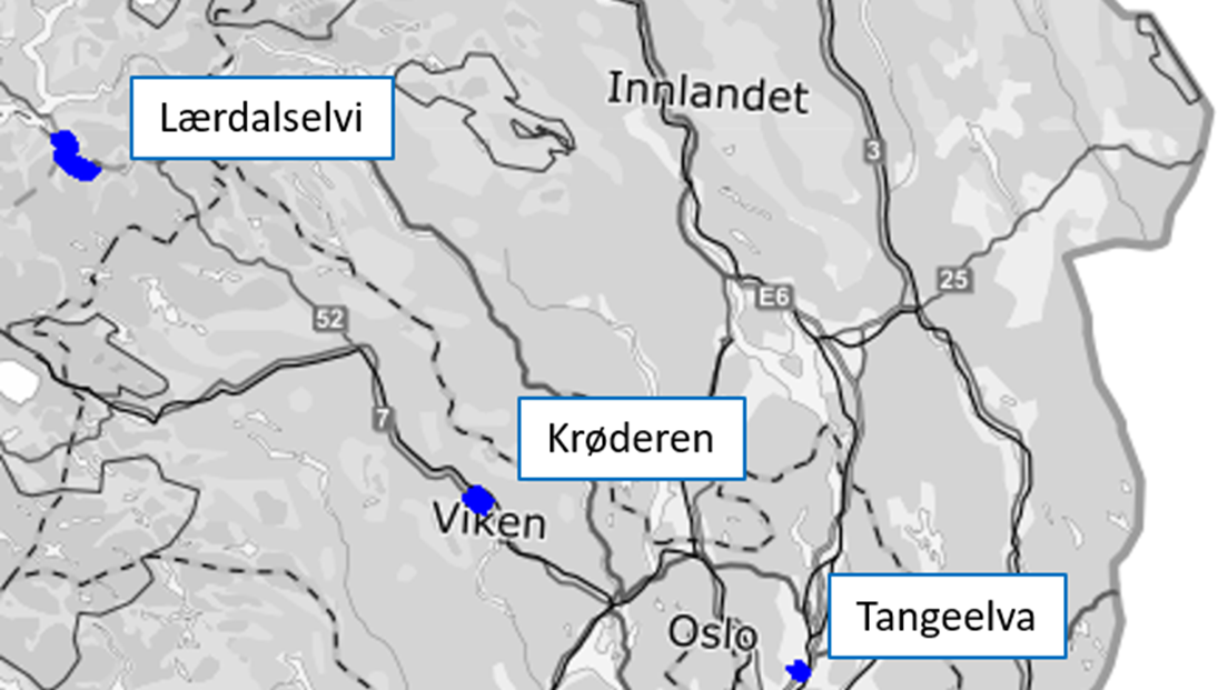 Kartutsnitt som viser prosjektområdene markert med blå prikk på grå bakgrunn