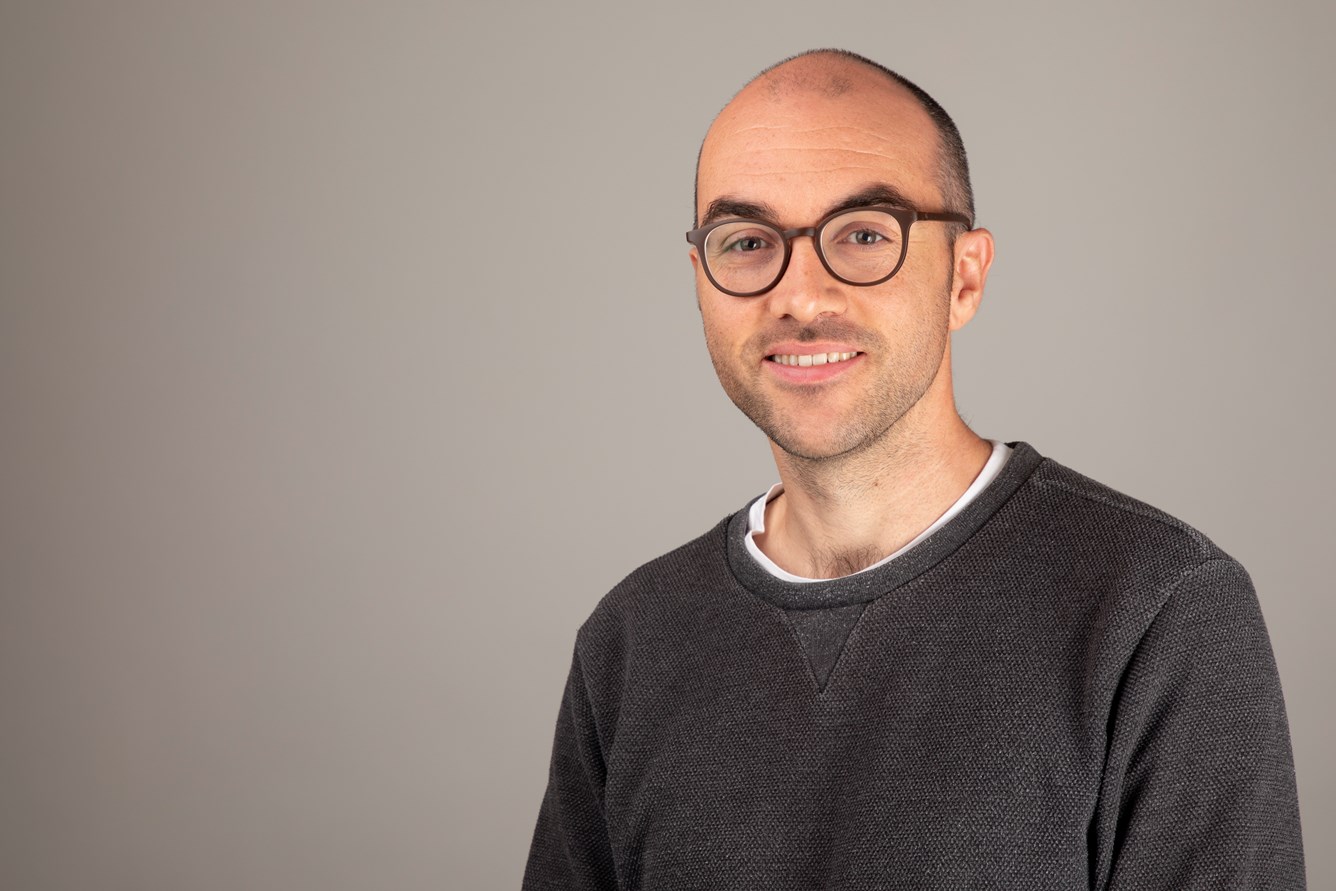 Matthew Simpson, forsker i Kartverket. Foto: Per Anders Bj&oslash;rklund, Kartverket