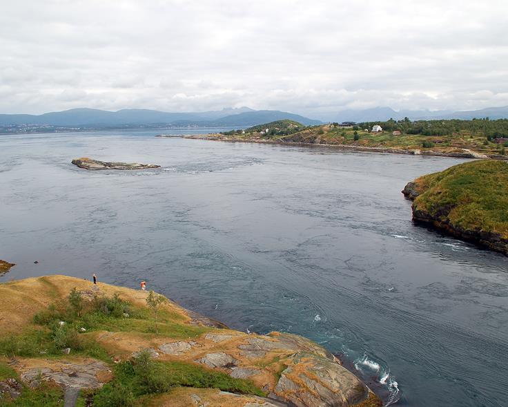 Saltstraumen i Bodø i Nordland, sett fra oven, er Norges mest kjente tidevannsstrøm. Foto: Kari Thoresen